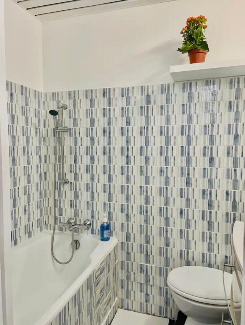 Appartement Moderne Quartier Saint Lazare Paris Dış mekan fotoğraf